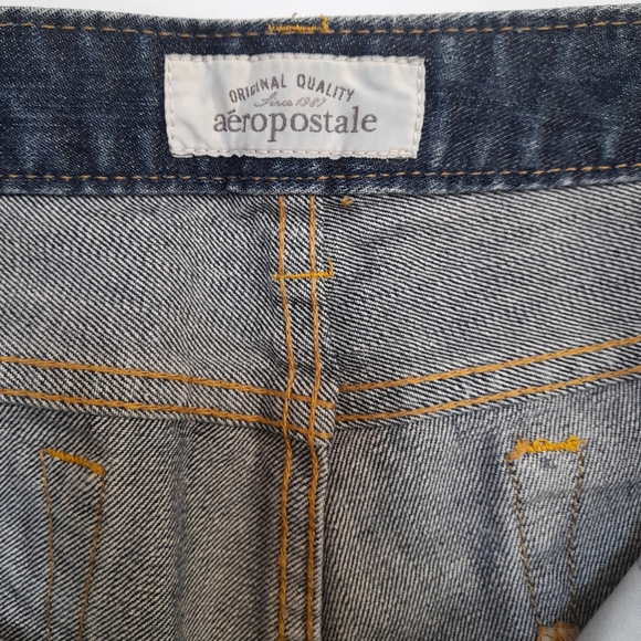 ● AEROPOSTALE | CUT OFF & PAINT DOTS SHORT - Picture 11 of 16